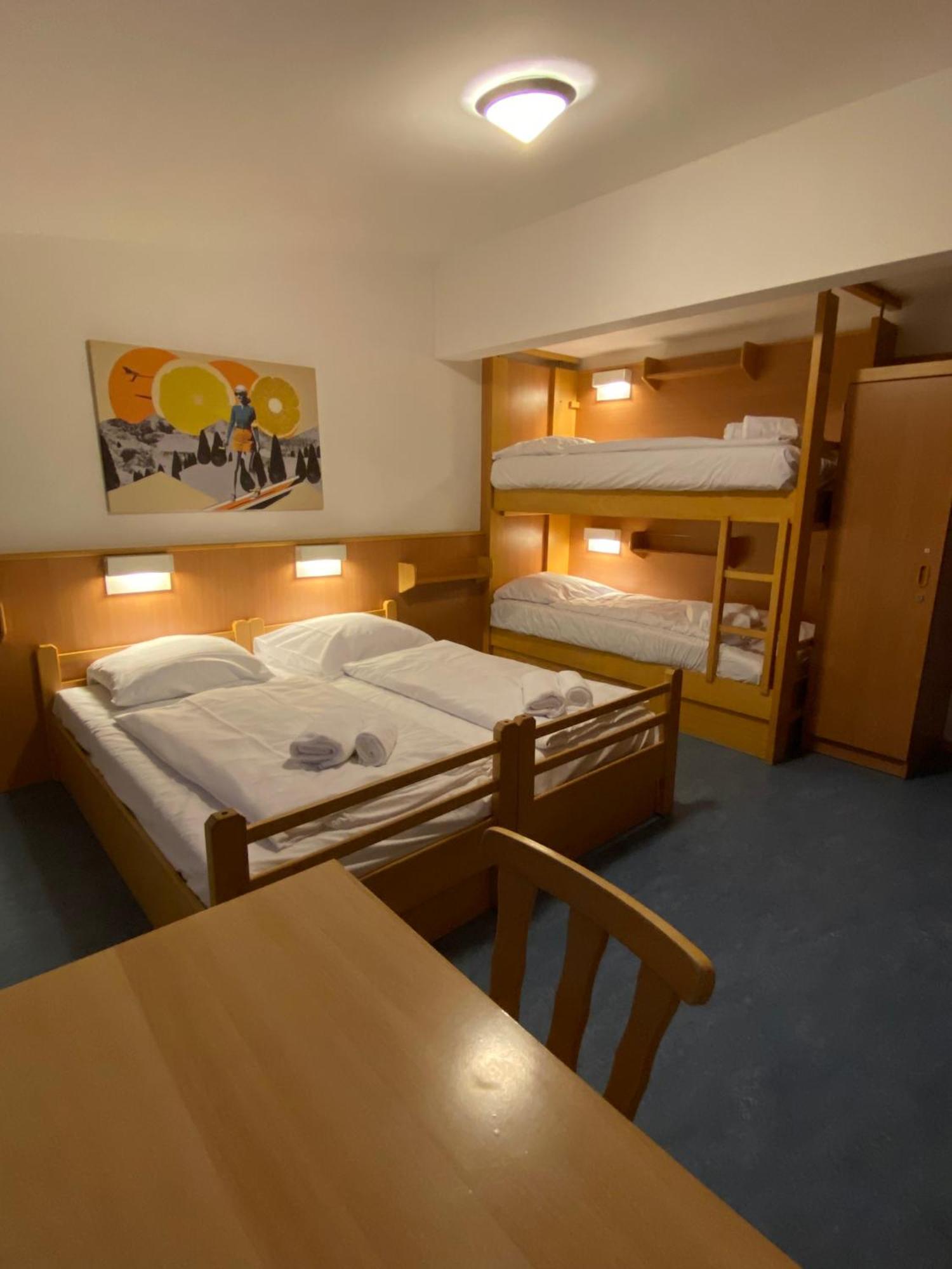 Twenty Seven City Hotel Τσελ αμ Ζέε Εξωτερικό φωτογραφία