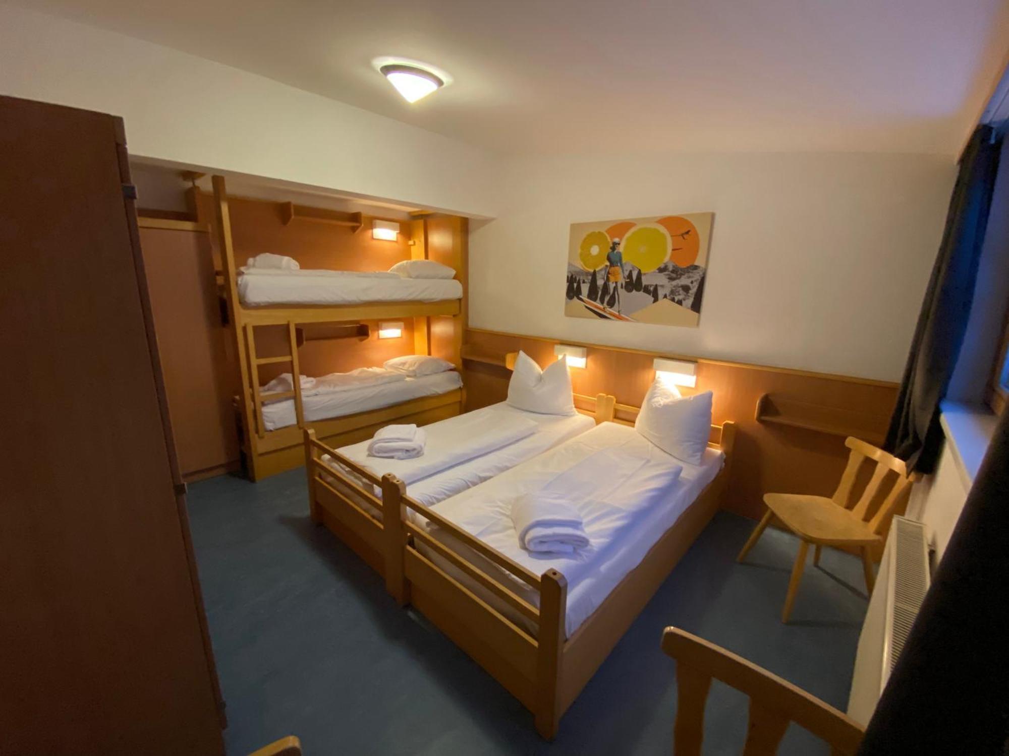 Twenty Seven City Hotel Τσελ αμ Ζέε Εξωτερικό φωτογραφία