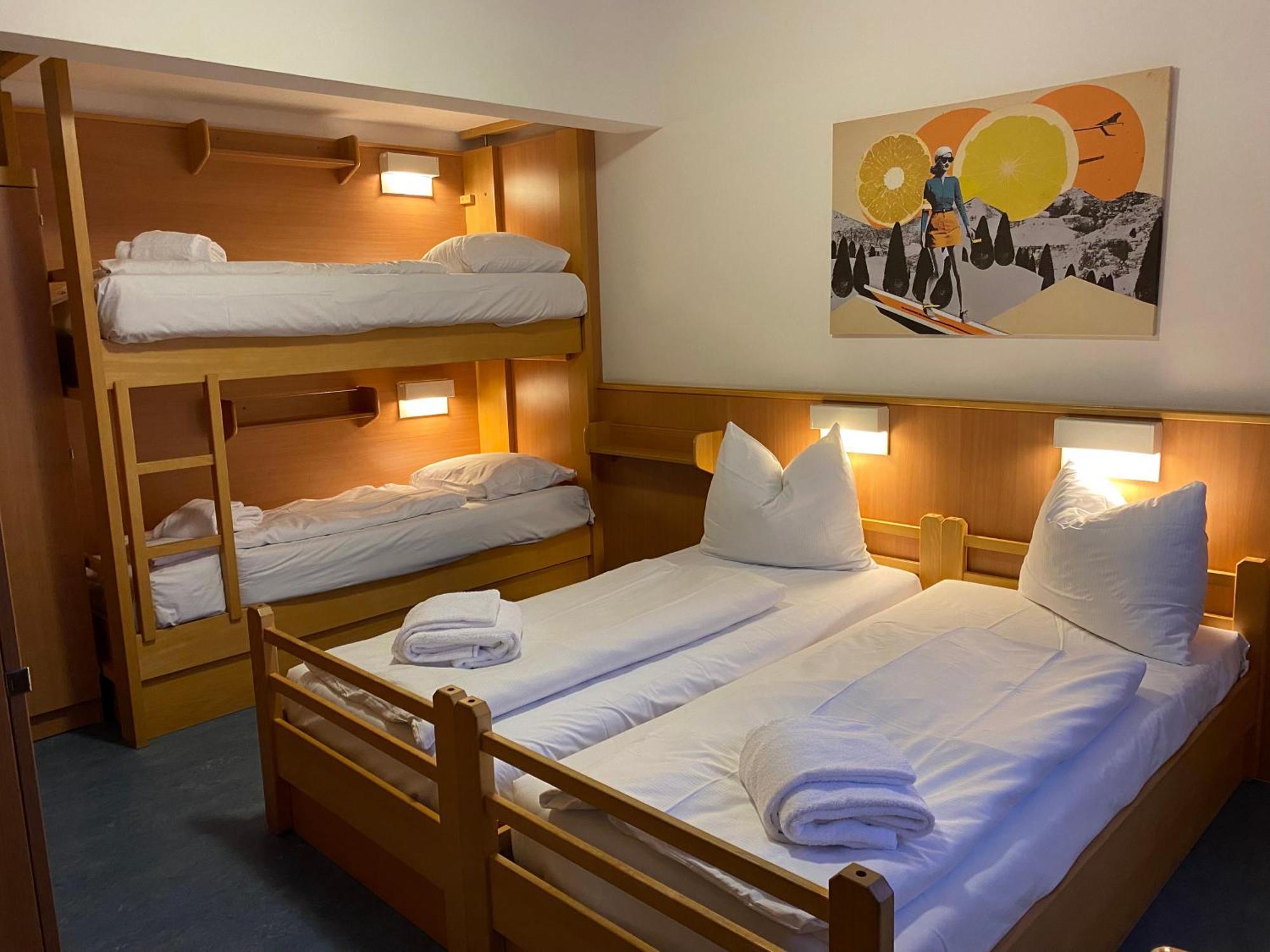 Twenty Seven City Hotel Τσελ αμ Ζέε Εξωτερικό φωτογραφία